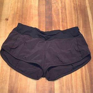 Lululemon 2.5” shorts